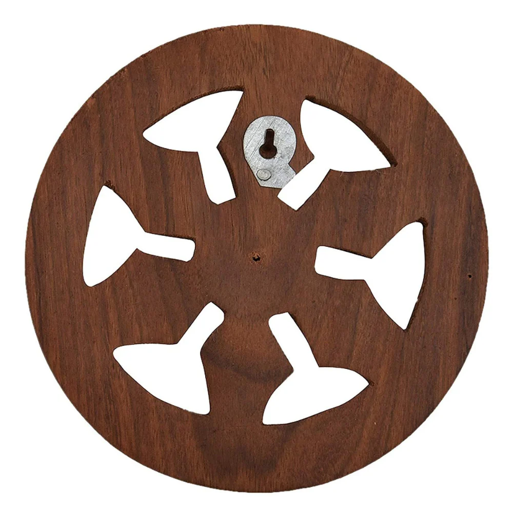 Wheel Shaped Key Hanger - Image 2